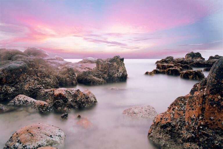 beach 1790701 1280 1 768x512